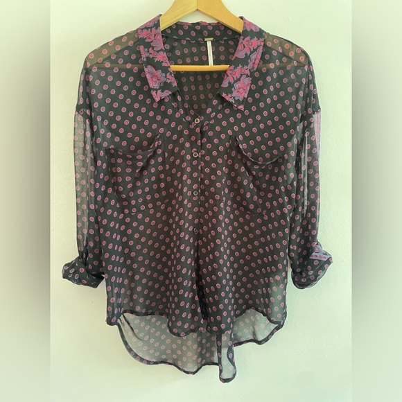 Free People Botton Down Blue/ Purple Flower Print Relaxed Blouse Sz XS-S - Picture 6 of 6